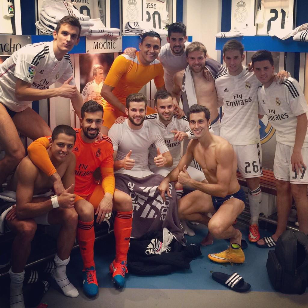 JeseRodriguez10's tweet photo. Gracias equipo!!! Gracias afición les quiero!!!! A seguir   Guaauuuu!😎 http://t.co/jpTXq6UDGa