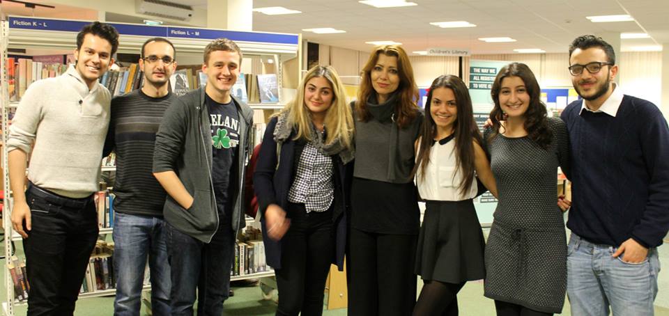 ServetOzdemiro's tweet photo. It was really nice to meet @Elif_Safak again to discuss the #ArchitectsApprentice this time at the Kenilworth Library http://t.co/l1zye5p6Q9