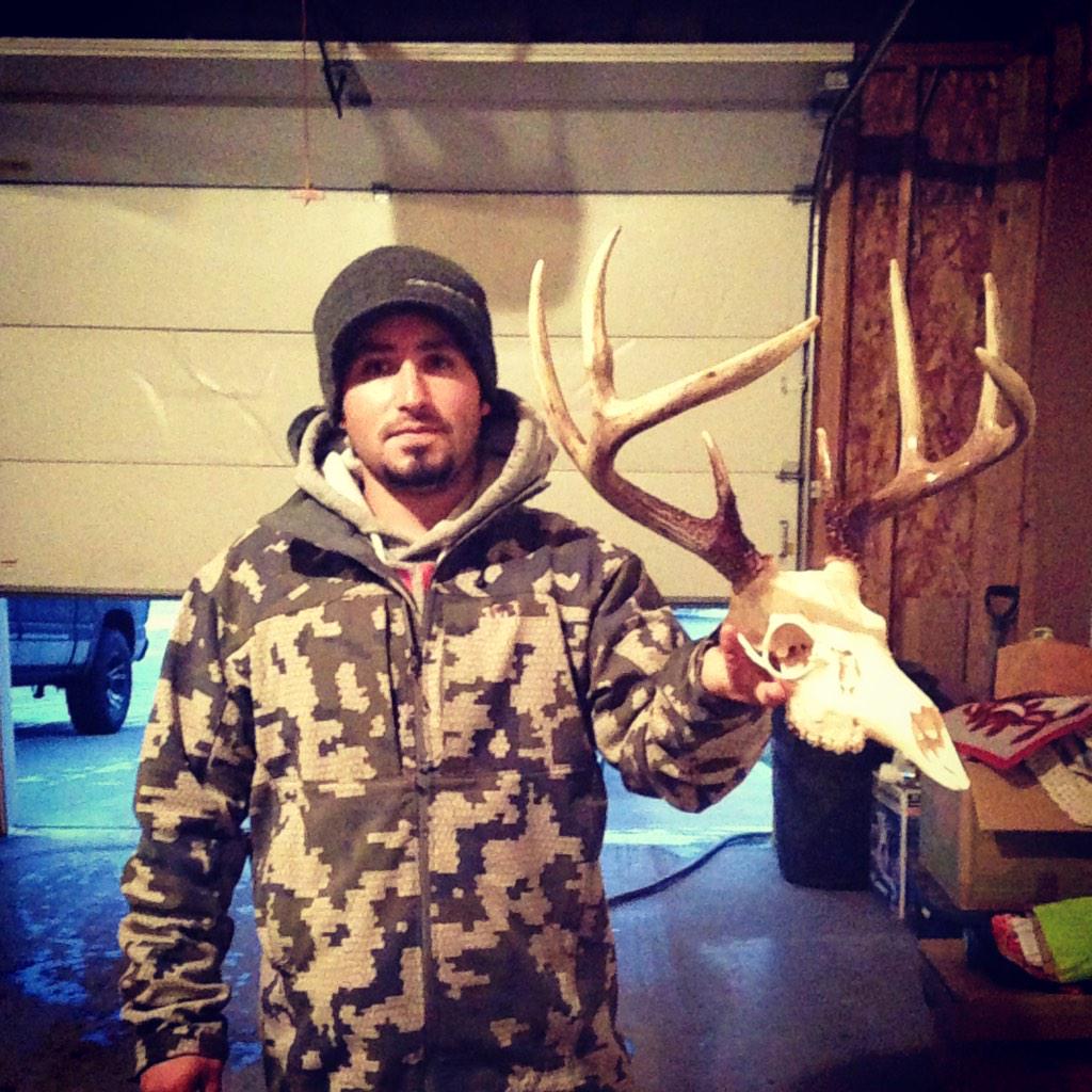 307_eric's tweet image. Hills buck all boiled out! #tinesfordays #euro