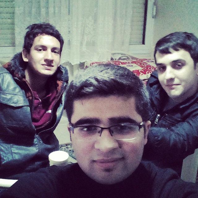 63Sro's tweet photo. #kardeşlerim#ev#takılmaca#hadibakalim#devam $$ — http://t.co/gtSOBENyff