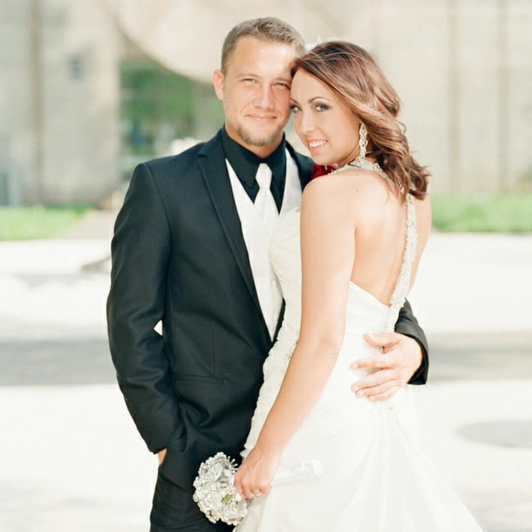 CaraLou_Johnson's tweet photo. @PlentyOfFish thank you for bringing my husband and I together!!! Without your site we would've never met! http://t.co/2C8Aev1haB