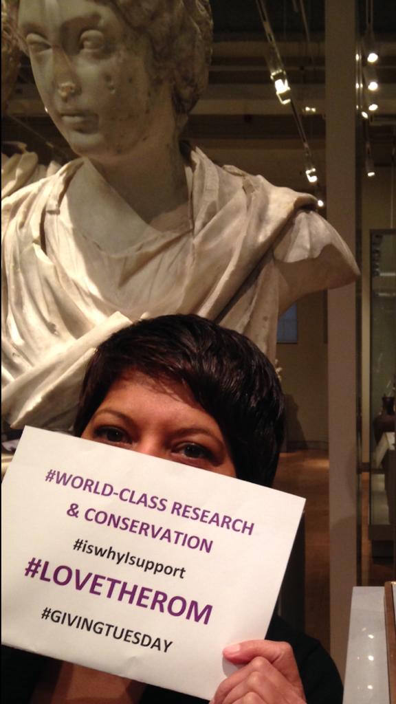 jlbcorrea's tweet photo. #givingtuesdayca #lovetheROM #culturalcontinuum @ROMtoronto @ROMGovs #UNselfie http://t.co/x1dfOKsx89