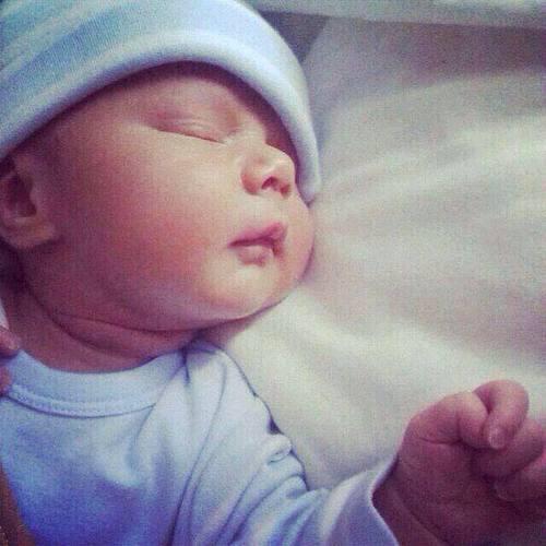 losmasadorables's tweet photo. Buenas noches :) http://t.co/Q4pxPRefBt