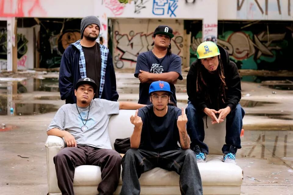 BacteriaSound's tweet photo. Mi familia de lazos musicales: #BSC  @LaBacteriaCrew 502 #BacteriaSoundsystemCrew http://t.co/0JgtlKl5Jc