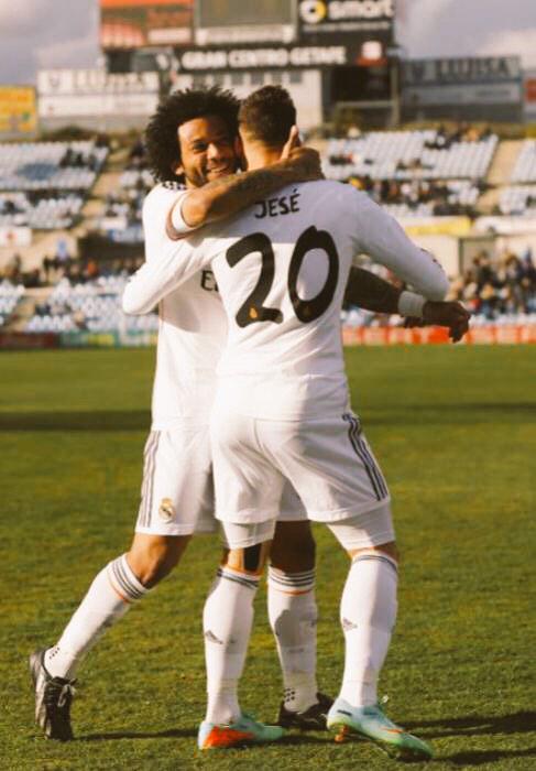 MarceloM12's tweet photo. Que orgullho tengo de bichito! Solo tu sabes lo q has trabajado duro para volver a jugar! te quiero, eres la os... ! http://t.co/0HzLVNMYDk