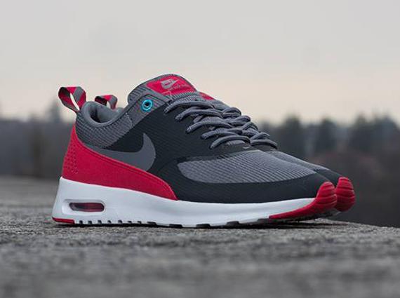 ashraf_m14's tweet photo. #Nike #AirMax @SickPair http://t.co/cMe4JIPZeE