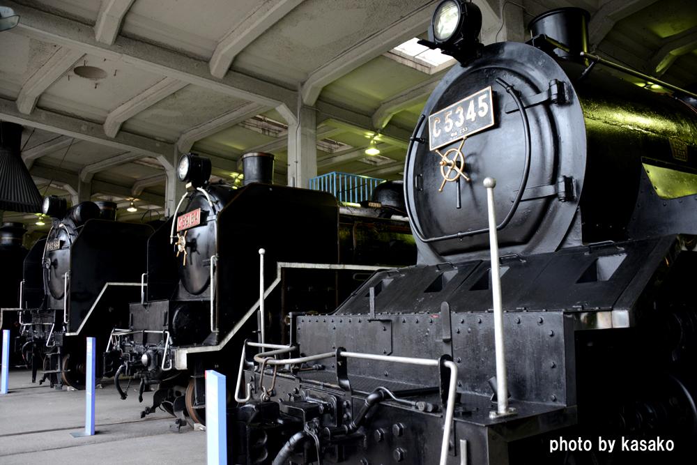funnyjapan's tweet photo. 位于京都市内的“梅小路蒸気火車頭博物舘”，展示著10多輛蒸汽火車頭，每天還會舉辦三次讓遊人實際搭乘蒸汽火車的活動，火車迷的你可別錯過了。 http://t.co/TsWM5sngKZ