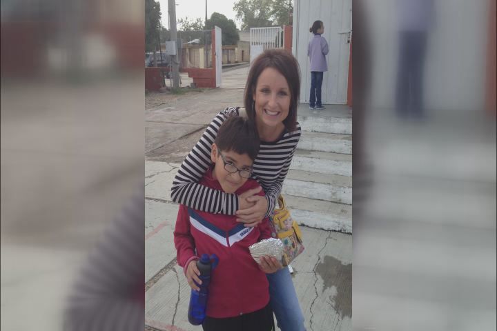 Region8News's tweet image. Region 8 teachers extend beyond their community and borders to provide education - shout.lt/MRX2 #kait8