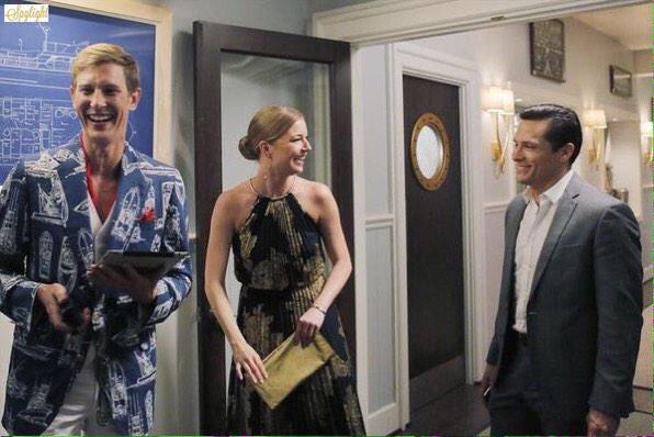 SpylightRevenge's tweet photo. Exclusive: BTS of Ep (12/7/14). Head over to our tumblr at http://t.co/ZuuU8ygy3g for more! #Revenge #RevengeABC http://t.co/88D1ni9FEZ
