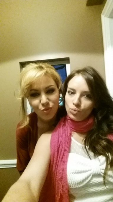 http://t.co/bZPxqD7fxp<a href="/tag/badphotobomb"class="tags"><span>#badphotobomb</span></a>