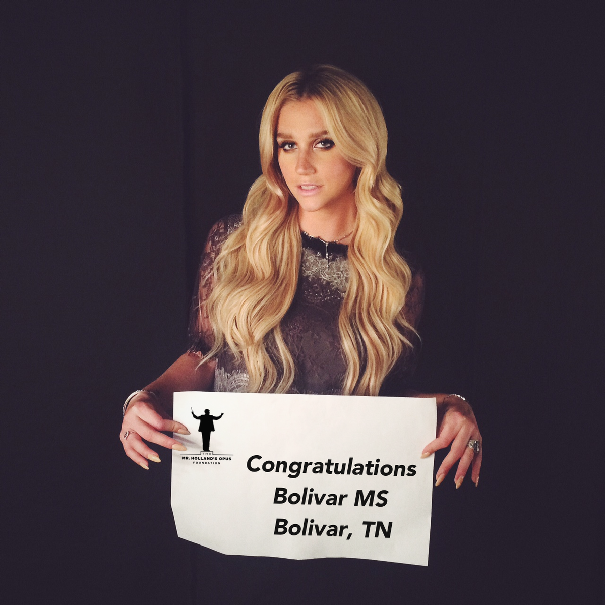 HollandsOpusFdn's tweet photo. #mhopus &amp; @KeshaRose present Bolivar M.S. w/ instruments! #givingtuesday #unselfie #kesha http://t.co/HMv8RlwYQr http://t.co/YOZPE9GBuV