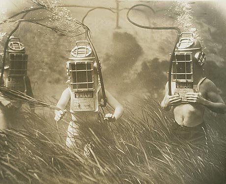 OrphanAssembly's tweet image. We want to thank Scuba Club for the amazing visit to the bottom of the Gashlycrumb Orphanage moat!  So many bones!