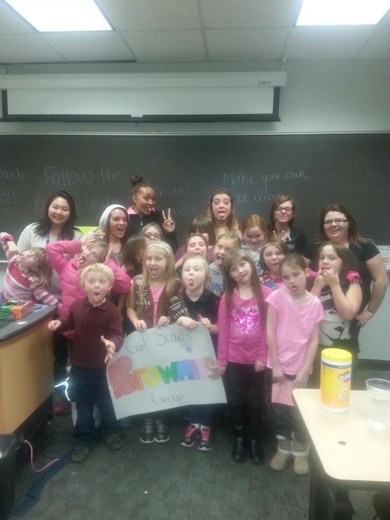 harleighlamb12's tweet photo. I had such a good group of girls tonight. So much fun! :) #EDE201 http://t.co/CLvXvI048p