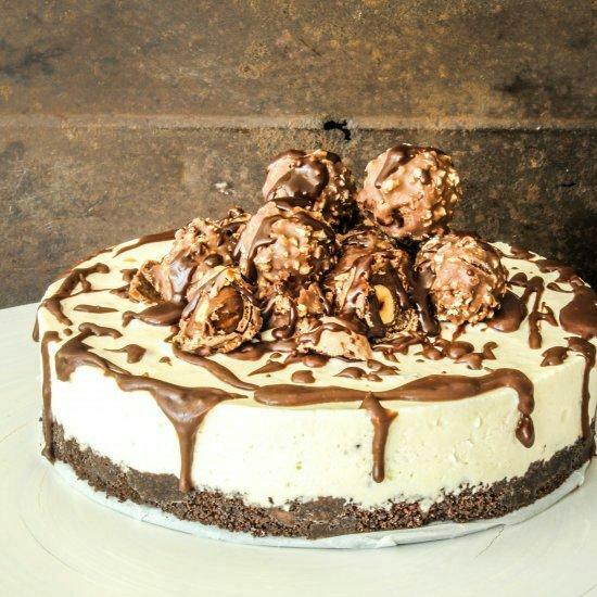 YummyImages's tweet photo. Ferrero Rocher Ice Cream Cheesecake http://t.co/q3Ns6rOOJw