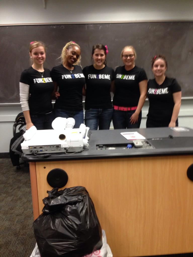 tksimms219's tweet photo. We had such an amazing time hanging out with the Girl Scouts! #EDE201 http://t.co/N3N8NeR1xy