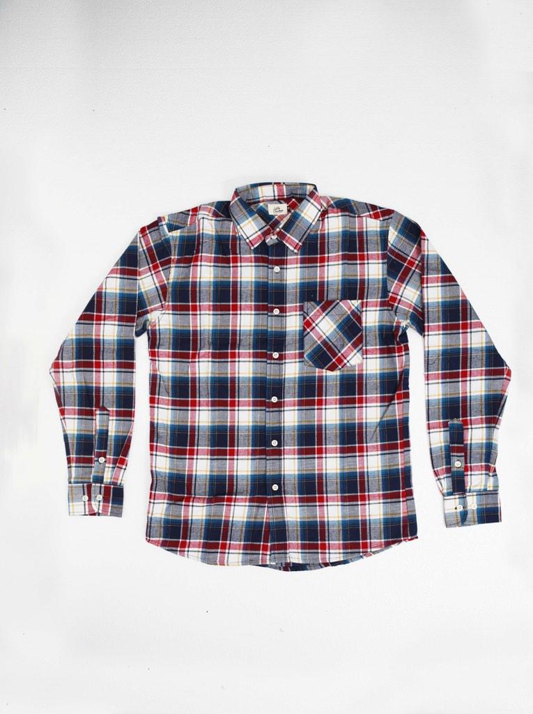 Red pattern Flannel - IDR 210.000