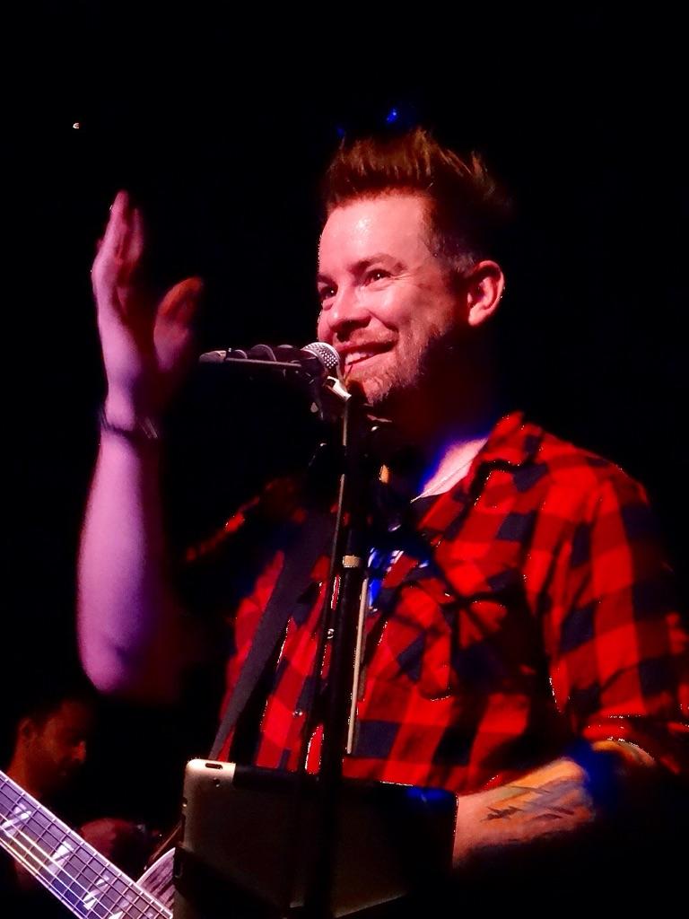 DavidCookBrazil's tweet image. RT @Kristen8108: Thinking about how much to auction his shirt for.