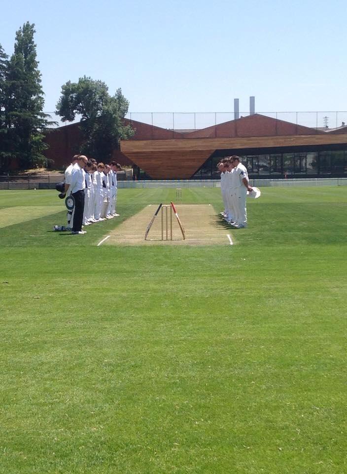 PortMelbourneCC's tweet photo. PMCC and @bd_cc paying their respects to Phillip Hughes on game day
@VTCA_Official #63notourforever #408forever http://t.co/cpYzjgVdz6