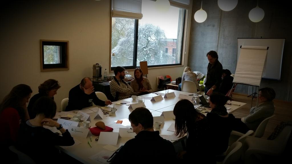 BerengereFally's tweet photo. Introspection #créative au Musée Photo de #Charleroi par #IDSolution avec @robertviseur @CETIC #cocreation #LivingLab http://t.co/ClgLBr9Hvi