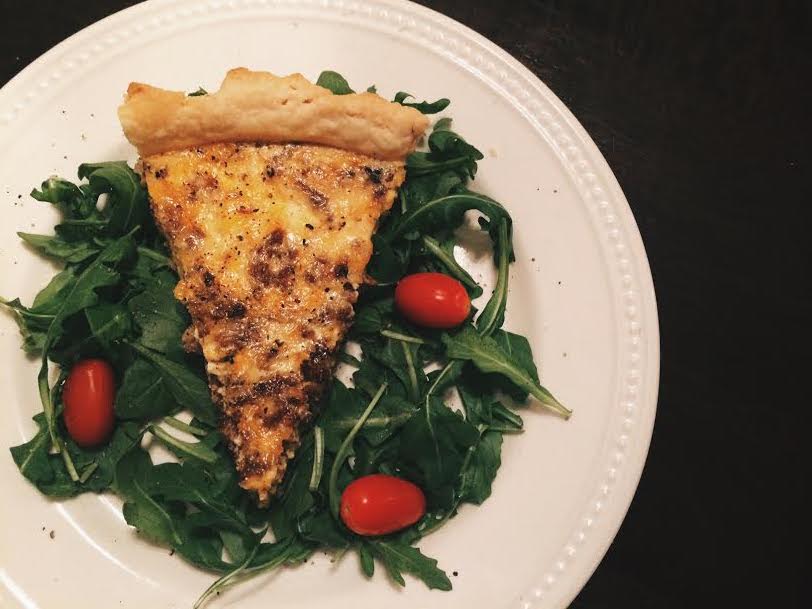 AvecMallory's tweet image. Havarti + Gouda + VT Cheddar = Heaven #quiche #homecookin ooh.li/81a0381