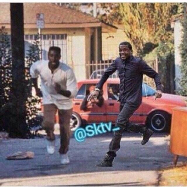 based_kakashi_'s tweet image. LMAO GIVE MEEK MILL A BREAK