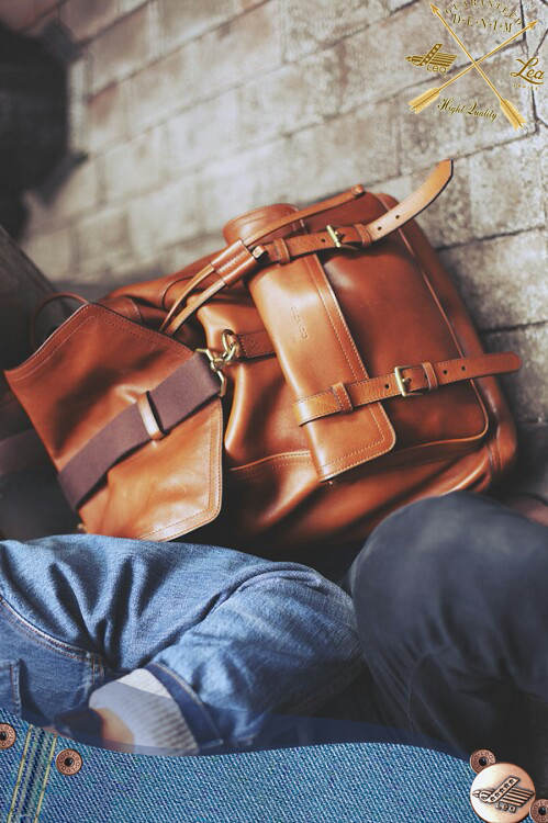 leajeans's tweet photo. Bawa tas yang simple agar memudahkan perjalanan kamu, bawa juga tas kecil untuk dompet, hp dll #LeaTips http://t.co/VgkjGZUWWy