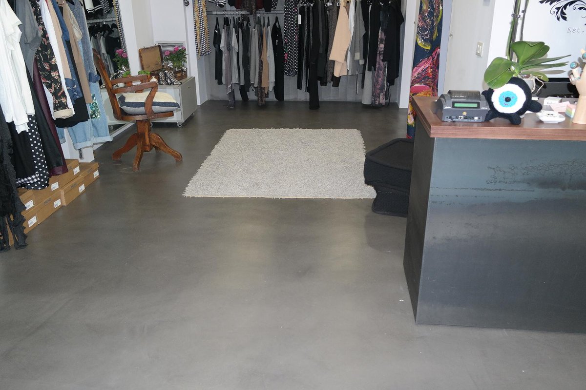 AlphaCement's tweet image. Εφαρμογή πατητής τσιμεντοκονίας τύπου μπετόν, σε κατάστημα στο Νέο Ψυχικό. #microcemento #stores