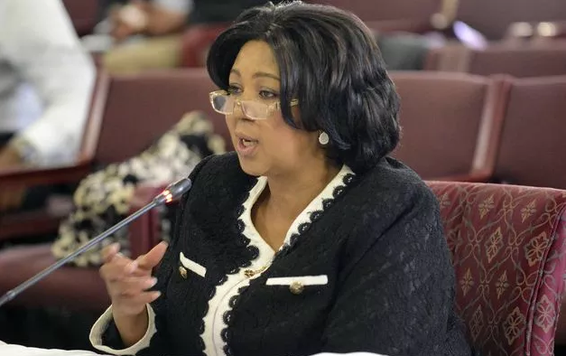 TimesLIVE's tweet photo. Parliament committee moves to sack SABC chair Tshabalala http://t.co/Ic4QZD98fU http://t.co/qkDVJknZDu
