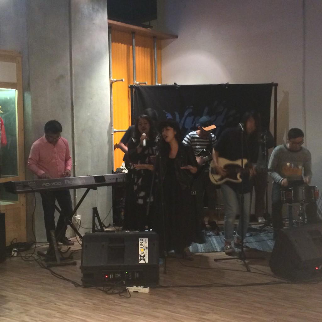 theGOODSdept's tweet photo. A great performance by @pandaibesi_ID! http://t.co/LrmN56LOtM