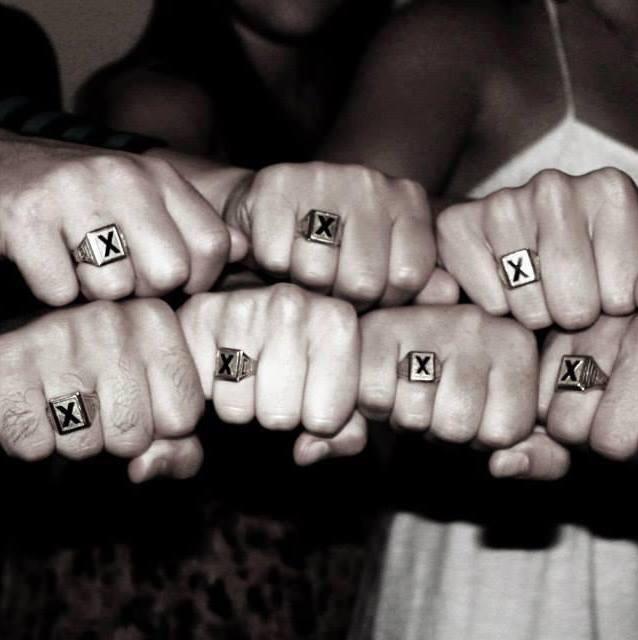 CBStFX's tweet photo. Happy #stfx day to all! @stfxuniversity #xring #stfrancisxavier http://t.co/qSTpbx9aET
