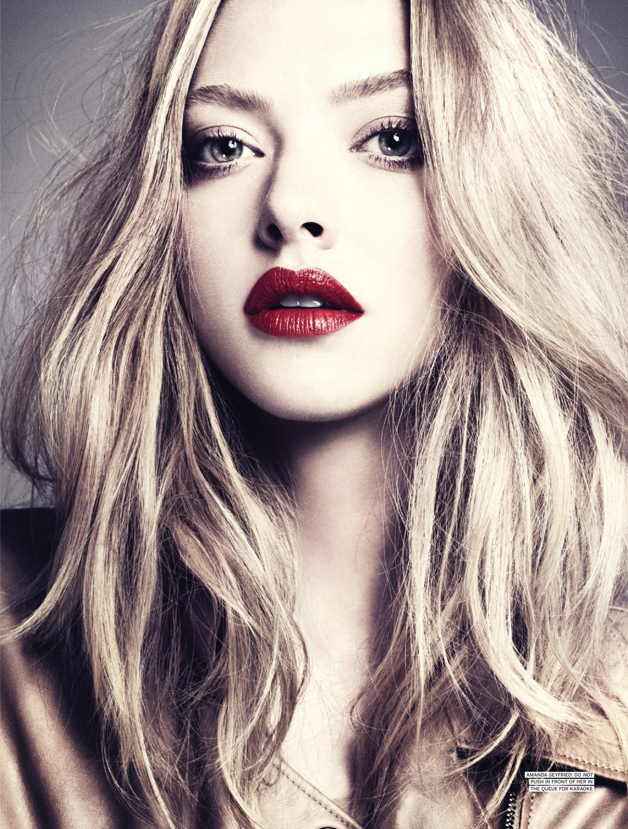 Maylaff Happy Birthday, Amanda Seyfried! (3 Desember 1985) 