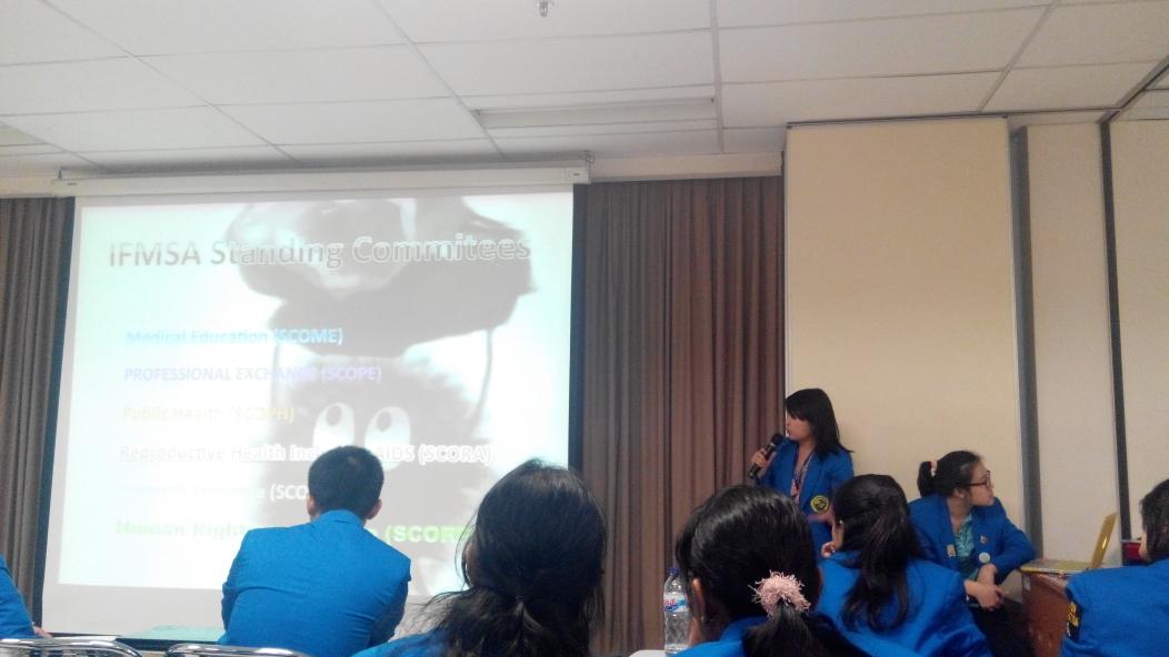 BPMFKUKRIDA's tweet photo. Presentasi mengenai Asia Pasific Regional Meeting oleh Chelsea (@bemfkukrida ) http://t.co/KNKD8QcZ2C