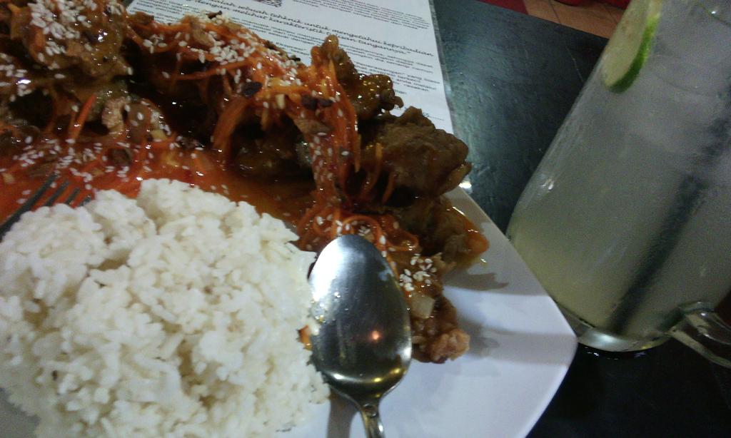 Mantcab! RT <a href="/AthiahMasykuroh/">Athiah Masykuroh</a>: DISKONcom <a href="/Aselole_cafe/">Kedai Aselole</a> dinnner sepulang nge-lab .. :)