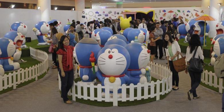 kompascom's tweet photo. Ada Mesin Waktu di Pameran 100 Alat Ajaib Doraemon http://t.co/GAwDYAl5ih http://t.co/NpaNvrGuOB
