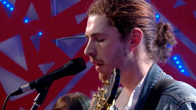 Hozier steals the limelight on the Victoria's Secret Catwalk... her.ie/?p=204616