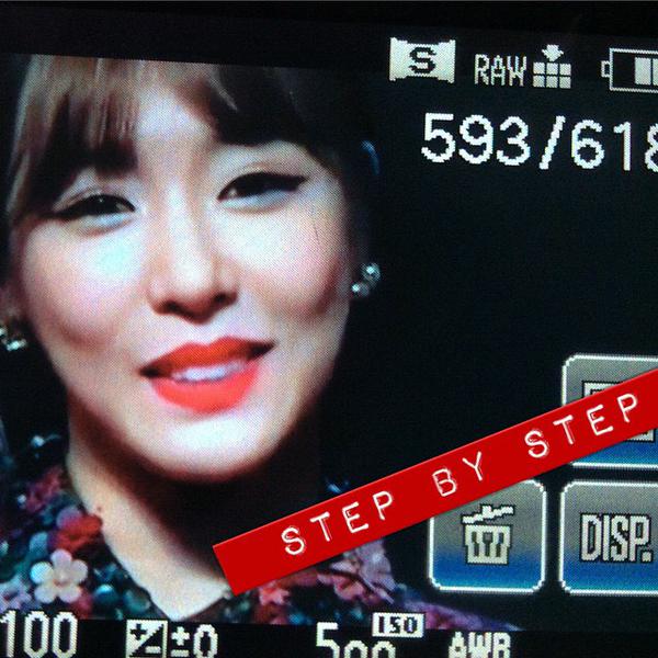 [PIC][02-12-2014]Tiffany khởi hành đi Hồng Kông để tham dự "2014 Mnet Asian Music Awards" vào tối nay B37RZFbCYAAKo6F