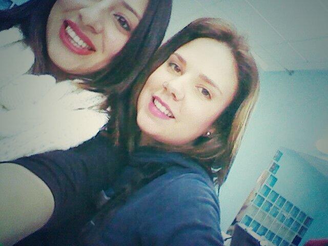 Jaanneet95's tweet photo. Una con mi @ge_mika92 😽💋💞 http://t.co/dNxj4A1l9T