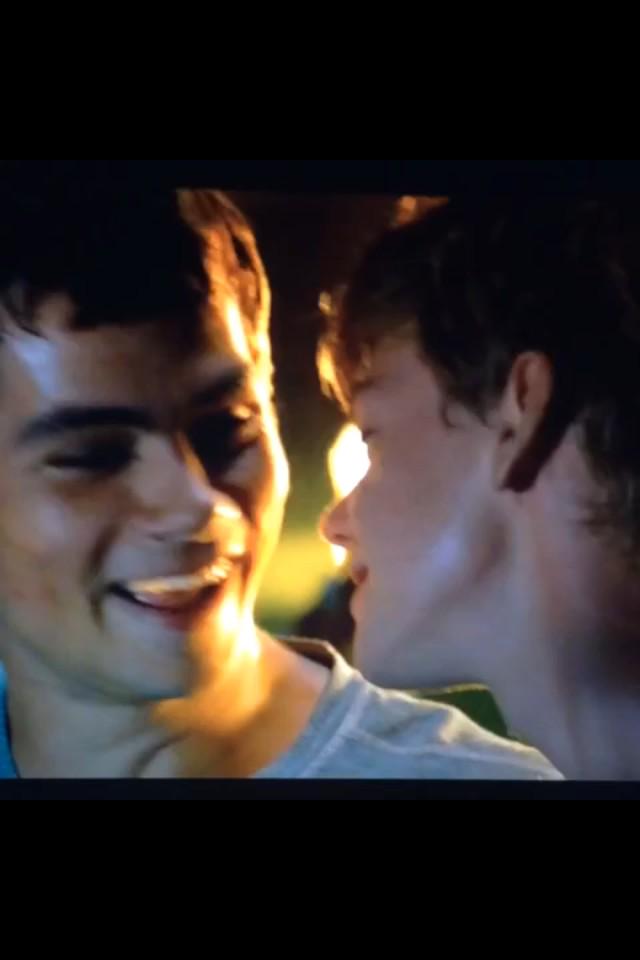 RKForeverYeah's tweet photo. NEWTMAS 'ALMOST' KISSING (PART 2) http://t.co/tTDOIr20bx