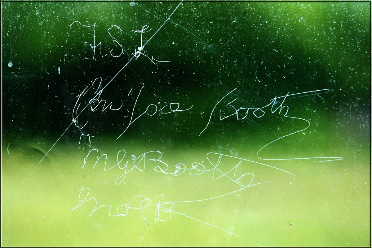 LissadellHouse's tweet photo. #ConGoreBooth's favourite room at #Lissadell, the Ante room. She wrote and sketched here, as the light is so good http://t.co/D3OYgT5mtK