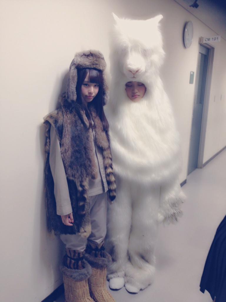 収録わずわずん（≧∇≦）

あ、今日のRの法則どうでしたか（≧∇≦）
さとれなとのふわもこ合戦や、ドン小西さんに壁ドンしてもらったり…♡笑

コント収録のオフショットのせとくねー！ http://t.co/3aDxYgd5WL