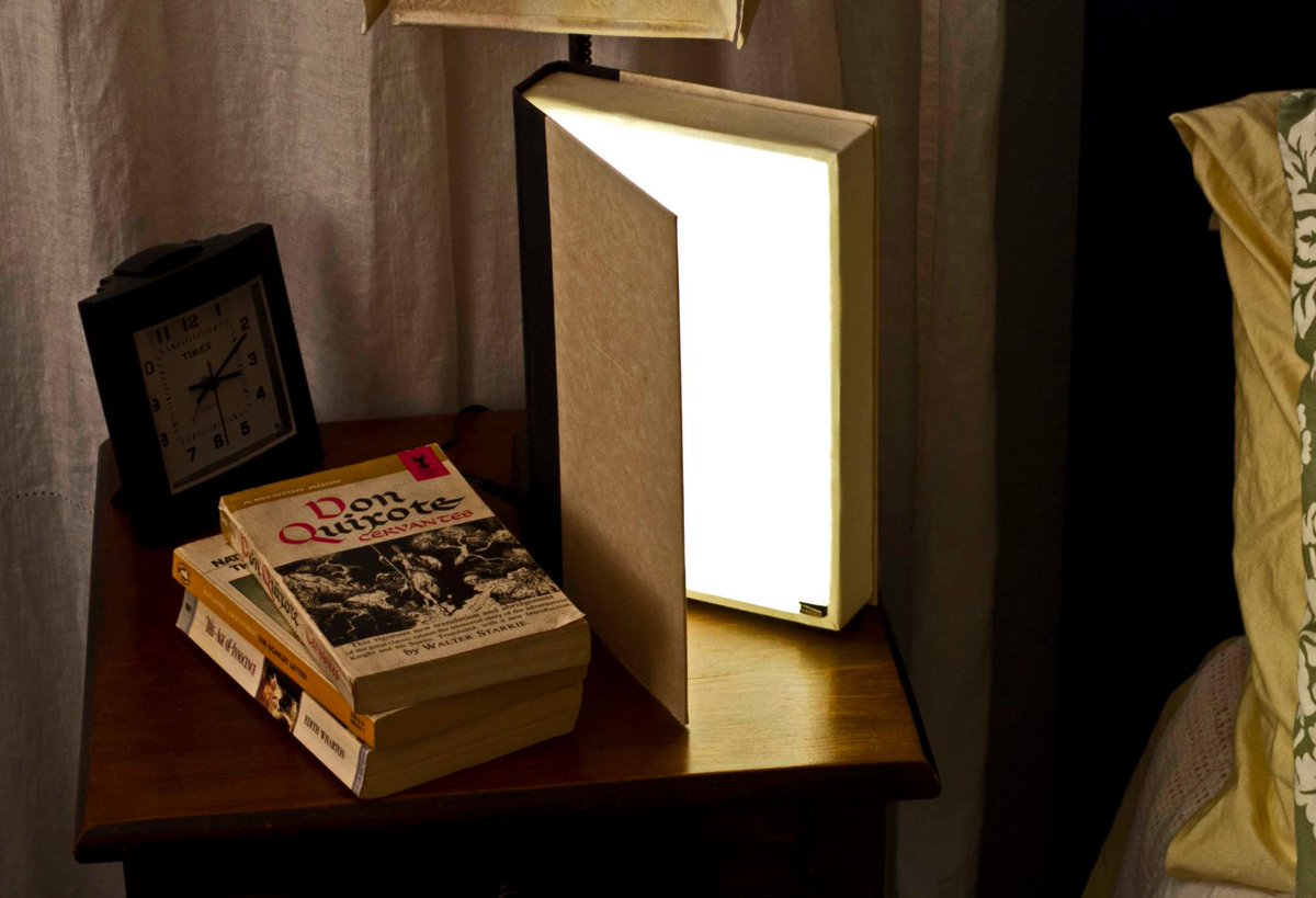 SharjahBookAuth's tweet photo. "Whenever you read a good book, somewhere in the world a door opens to allow in more light" - Vera Nazarian #SIBF14 http://t.co/5KxpiJzWbh
