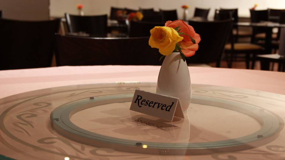 PakAwie_London's tweet photo. We have reserved this table for you so hurry and get on down here! http://t.co/SLP2wAytgn