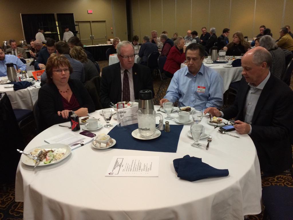fijohnston59's tweet photo. The ARR election meeting @ASRPres @SaskREALTORS http://t.co/jt2BrrrdVw