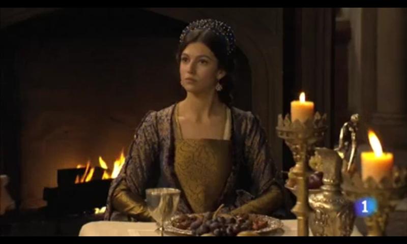 MisFavoritos64's tweet photo. Disfrutándome de las últimas escenas de @ursulolita en @isabel_tve #Isabel39 @SerieIsabelFans http://t.co/TqyhKPWfGv