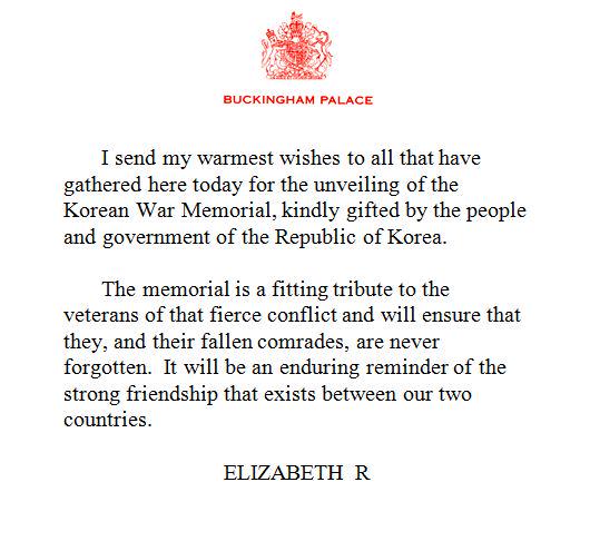 RoyalFamily's tweet photo. The Duke of Gloucester has read a message on behalf of The Queen at the unveiling of the #KoreanWar Memorial http://t.co/GQZV0ppwyo