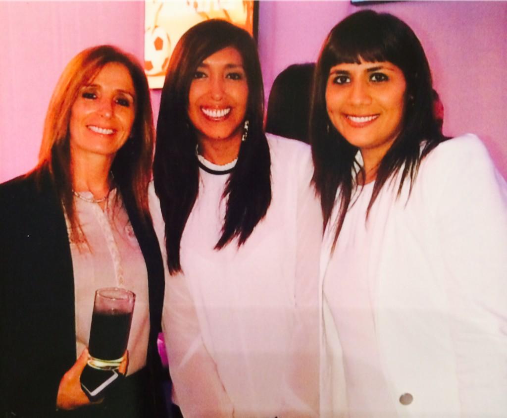 AraceliGordill3's tweet photo. Team Ganador!!! Inkafarma & Frecuencia Latina #CapoDigital @Frec_LatinaFL http://t.co/tnqGxd4rvI