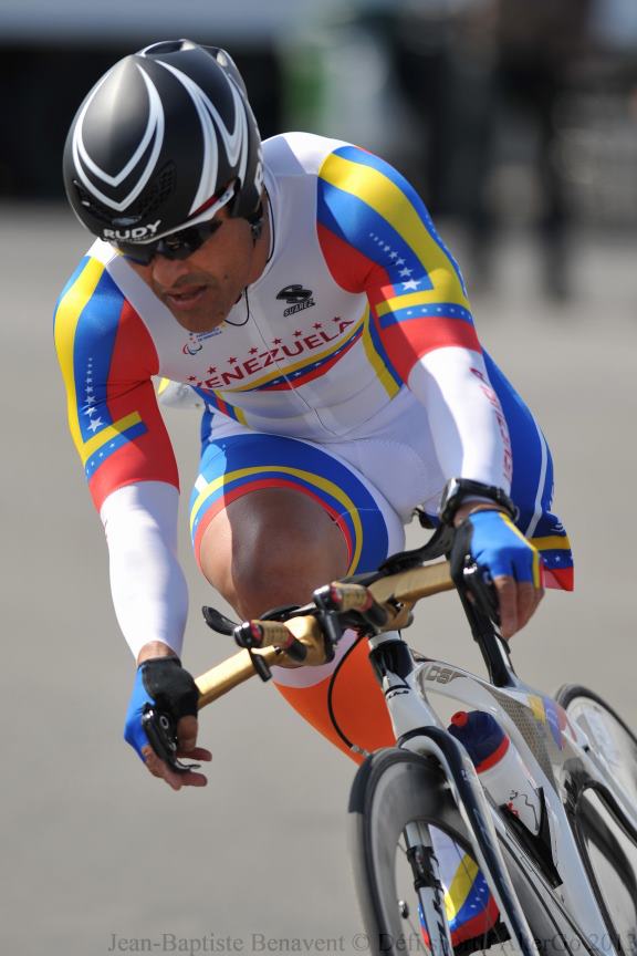 mindeporte_ve's tweet photo. #DiaInternacionalDeLaDiscapacidad nuestro reconocimiento a la #GeneracionDeOro paralímpica ¡Orgullo de la Patria! http://t.co/VqxJEv6d3C