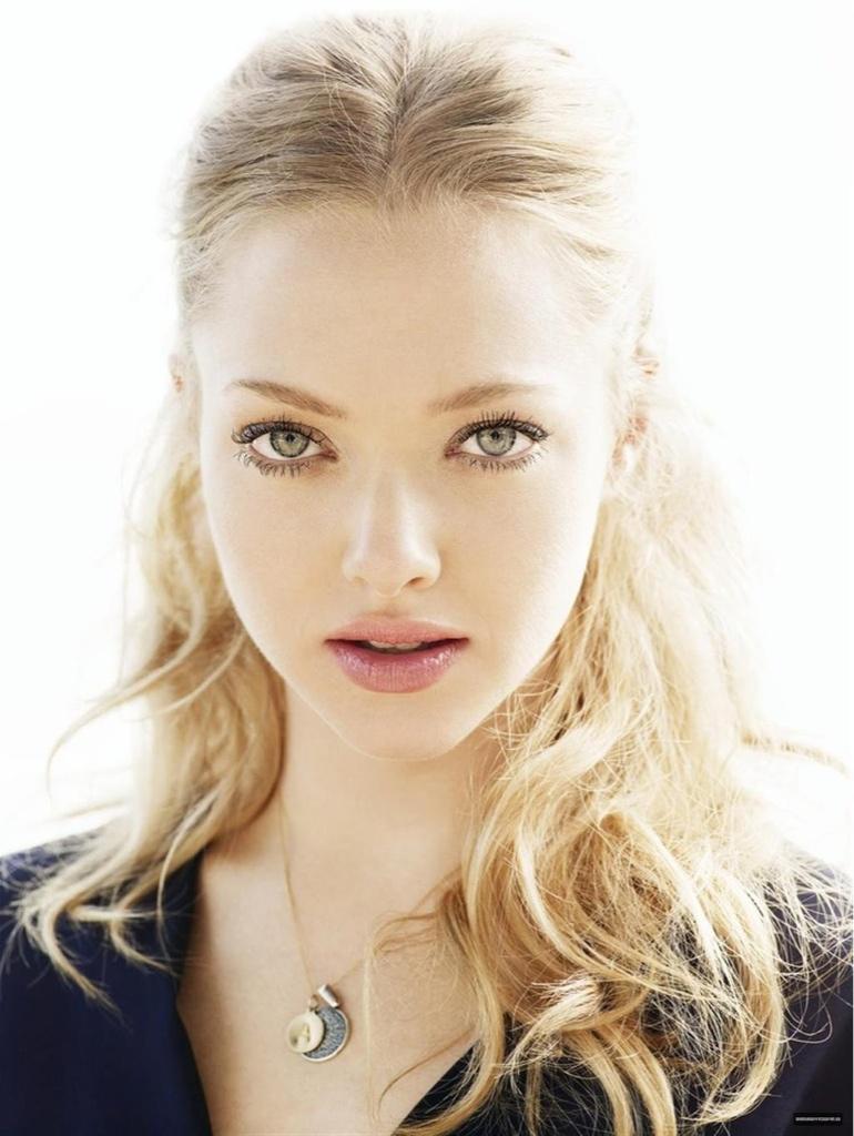 Happy Birthday Amanda Seyfried 