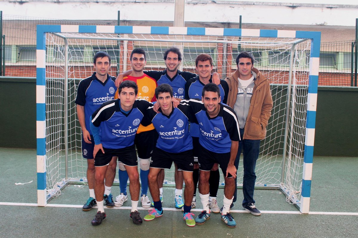 cdindustriales's tweet photo. Gran victoria de #FSMETSII (4-2) vs @cdfim que certifica su pase a CF como 1º de grupo. ¡ENHORABUENA! #FasePreviaUPM http://t.co/ckI4ydwONp