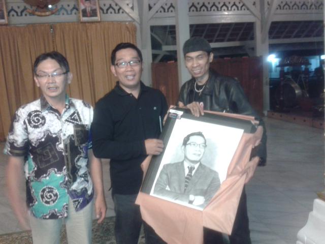 FarhatDPermana's tweet image. #TonightShow_NET. Bangga jadi orang bandung di walikotain Kang Emil